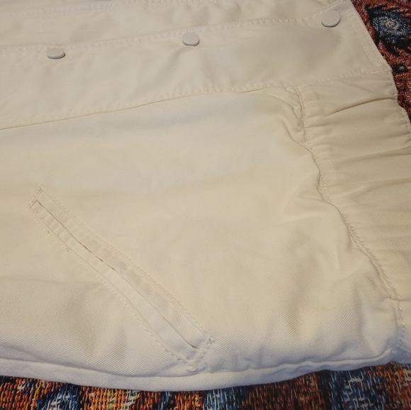 Mango's off-white oversized denim vest - Picture 5 of 7